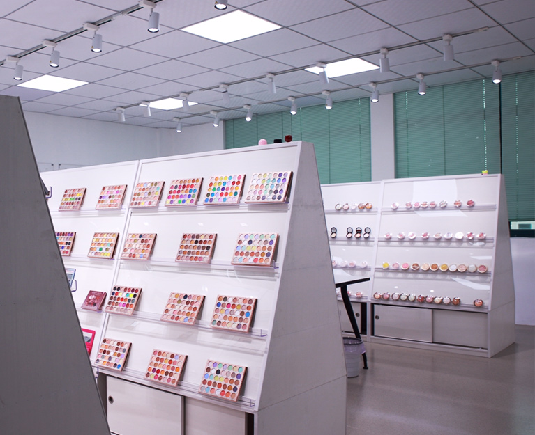 Sample room